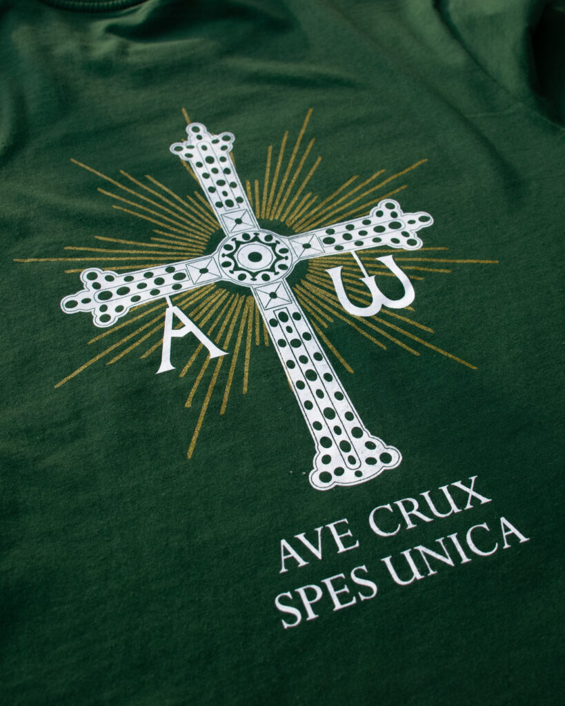 Camiseta Ave Crux Spes Unica